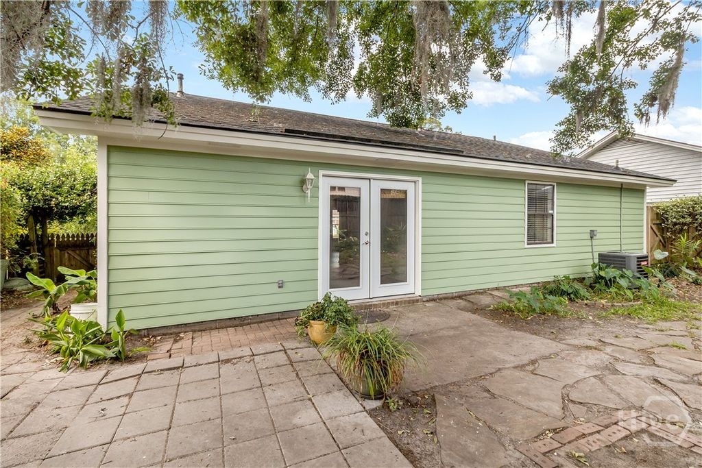 Image 27 of property listing at 132 Hunt Club Court, Savannah, GA 31406