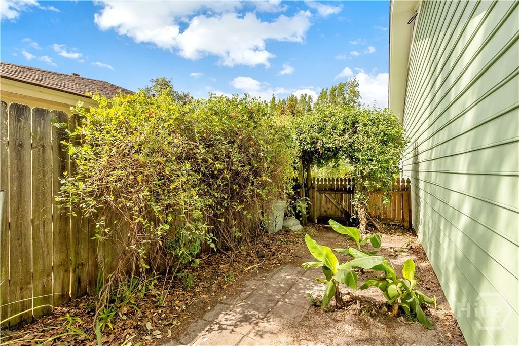 Image 28 of property listing at 132 Hunt Club Court, Savannah, GA 31406