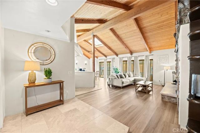 30199 Windward Drive, Canyon Lake, CA 92587