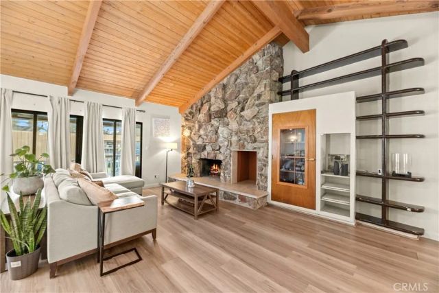 30199 Windward Drive, Canyon Lake, CA 92587