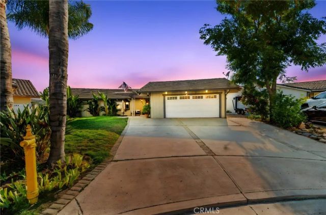 30199 Windward Drive, Canyon Lake, CA 92587