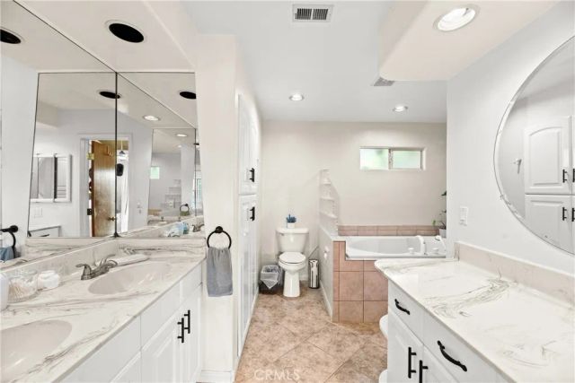 30199 Windward Drive, Canyon Lake, CA 92587