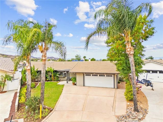 30199 Windward Drive, Canyon Lake, CA 92587