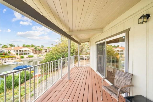 30199 Windward Drive, Canyon Lake, CA 92587