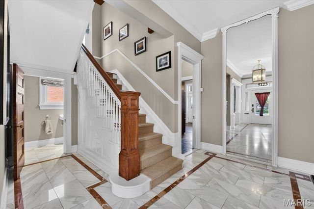 5123 Westminster Place, St Louis, MO 63108