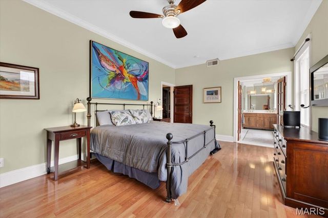 5123 Westminster Place, St Louis, MO 63108