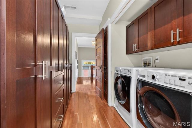 5123 Westminster Place, St Louis, MO 63108