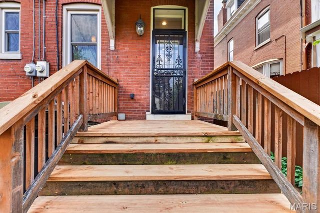 5123 Westminster Place, St Louis, MO 63108