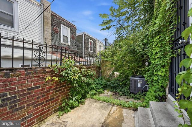 1771 N DOVER ST, Philadelphia, PA 19121