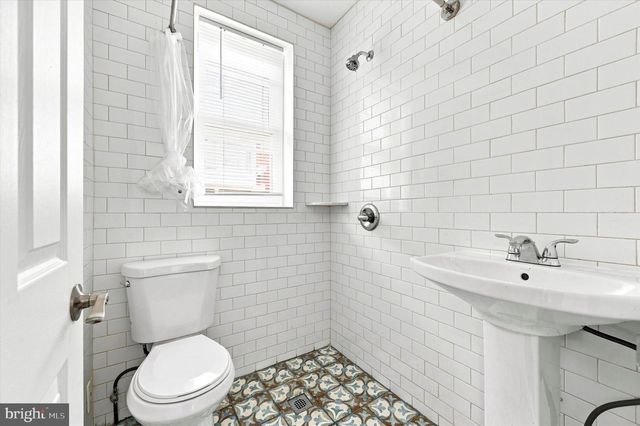 1771 N DOVER ST, Philadelphia, PA 19121