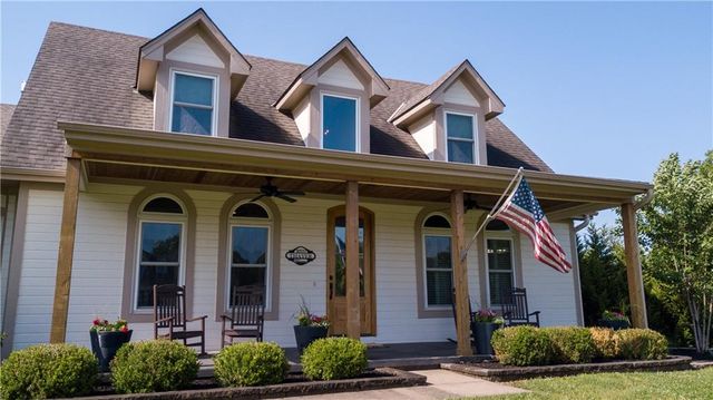 30531 W 98th Street, De Soto, KS 66018