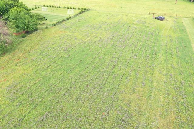 15 Red Ridge Drive, Blanchard, OK 73010