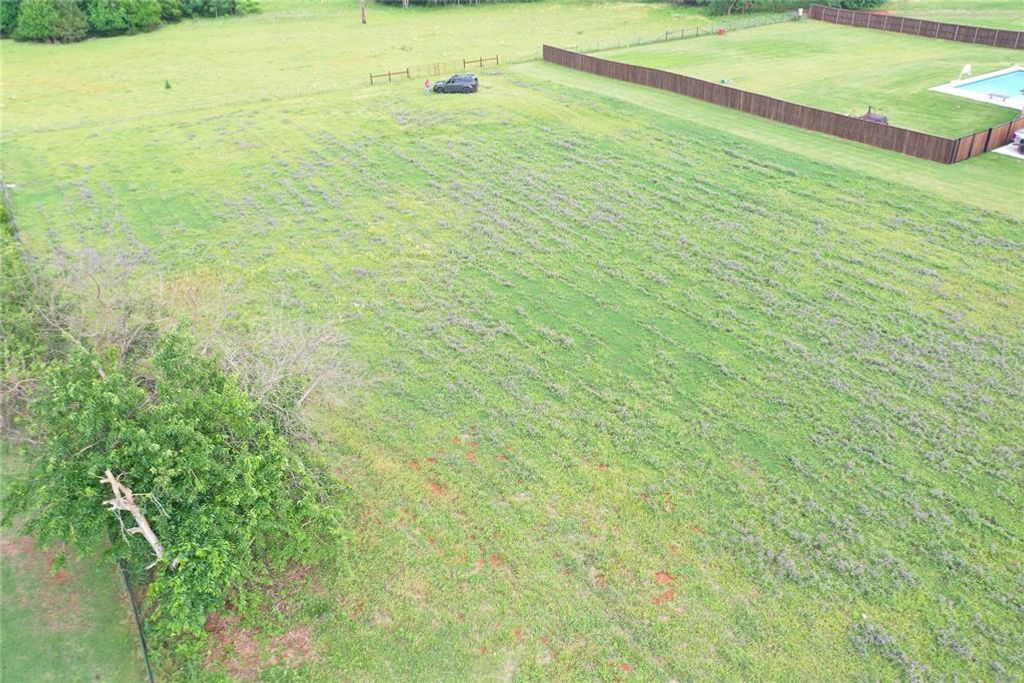 15 Red Ridge Drive, Blanchard, OK 73010