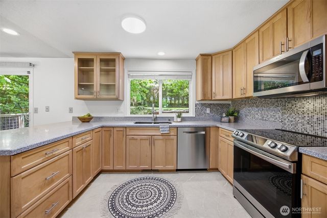 3838 Cindy Lane, Bellingham, WA 98226