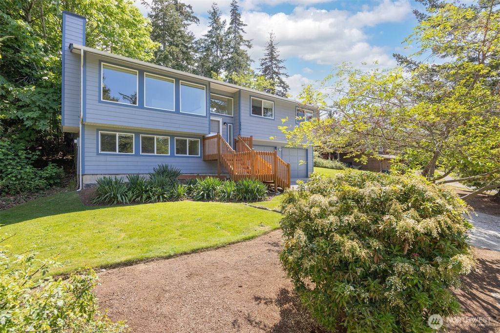 3838 Cindy Lane, Bellingham, WA 98226