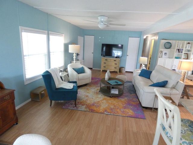 9790 66TH STREET N 100, Pinellas Park, FL 33782