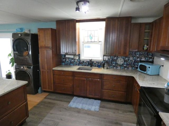 9790 66TH STREET N 100, Pinellas Park, FL 33782