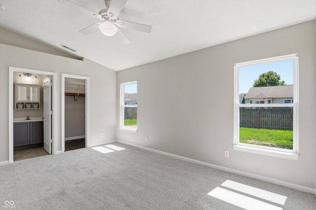 952 Pine Ridge Way, Brownsburg, IN 46112