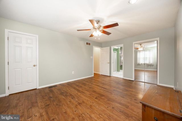 204 E BUCHERT RD, Gilbertsville, PA 19525