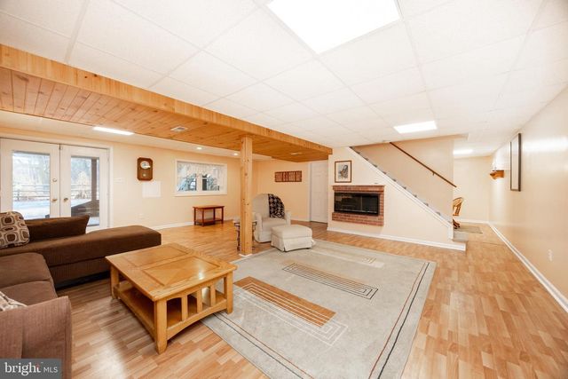 204 E BUCHERT RD, Gilbertsville, PA 19525