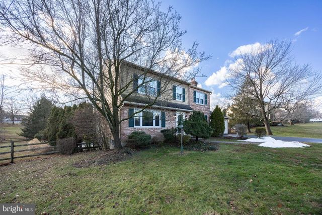 204 E BUCHERT RD, Gilbertsville, PA 19525
