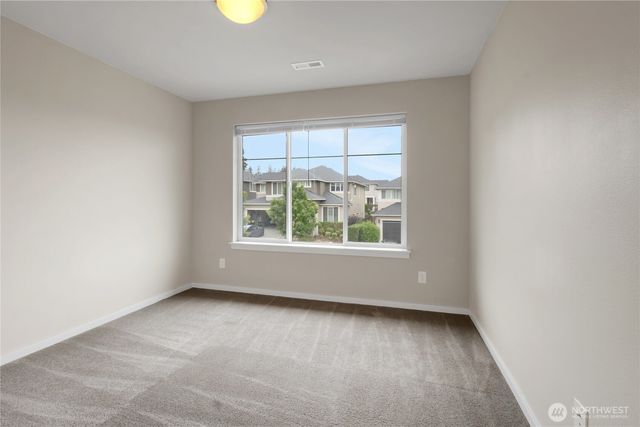 5606 Elaine Avenue SE, Auburn, WA 98092
