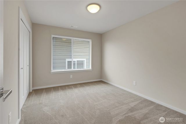 5606 Elaine Avenue SE, Auburn, WA 98092