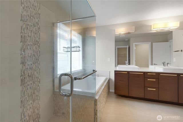 5606 Elaine Avenue SE, Auburn, WA 98092