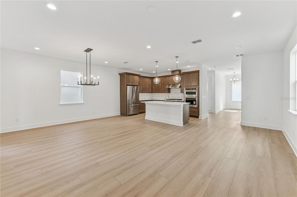 Image 7 of property listing at 2600 LONG PINE AVENUE, Apopka, FL 32712