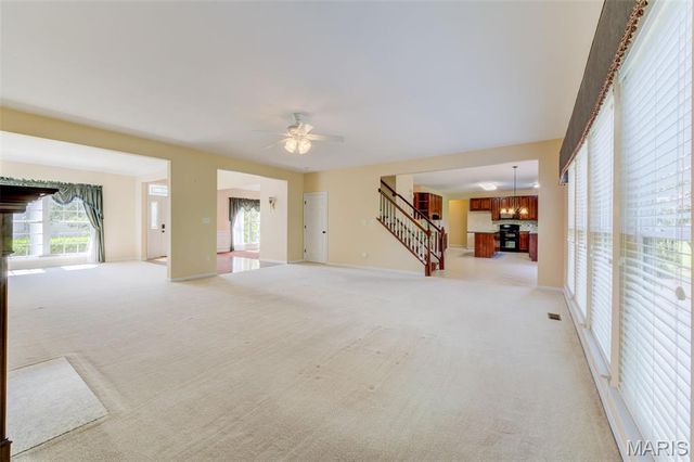 831 Wheaton Way, St Louis, MO 63141