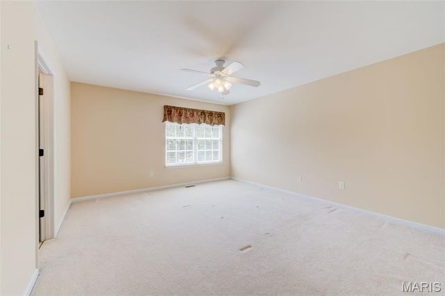 831 Wheaton Way, St Louis, MO 63141
