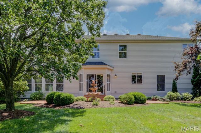 831 Wheaton Way, St Louis, MO 63141