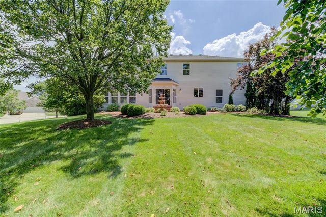 831 Wheaton Way, St Louis, MO 63141