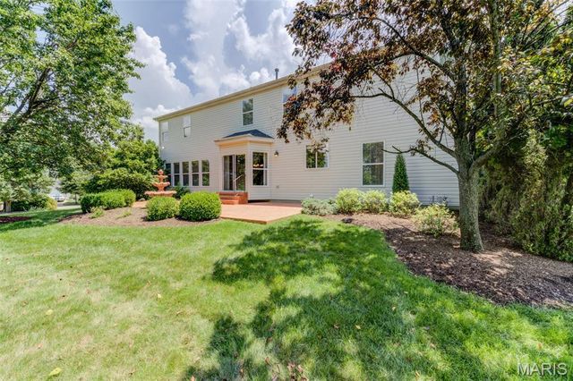 831 Wheaton Way, St Louis, MO 63141