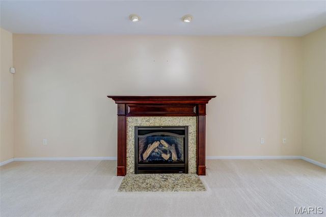 831 Wheaton Way, St Louis, MO 63141