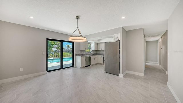 923 69TH STREET NW, Bradenton, FL 34209