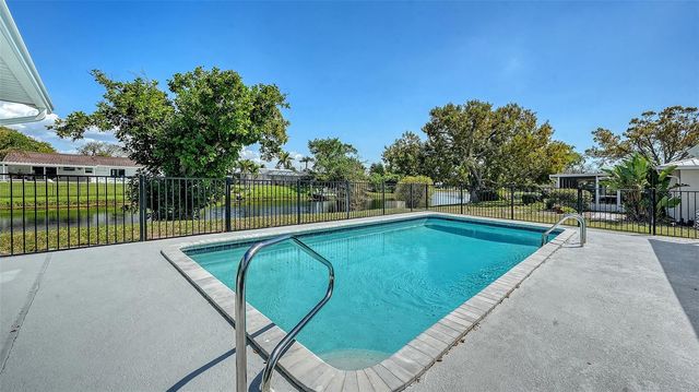 923 69TH STREET NW, Bradenton, FL 34209