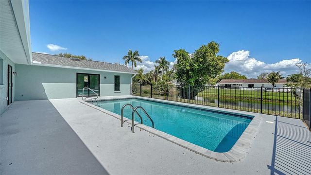 923 69TH STREET NW, Bradenton, FL 34209