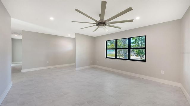 923 69TH STREET NW, Bradenton, FL 34209