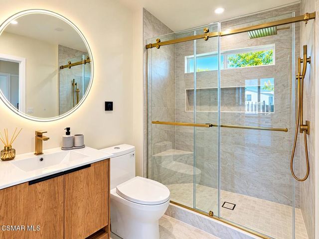 8324 Bardwell Avenue, Panorama City, CA 91402