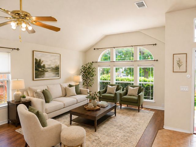 8621 Wagon Trail, Cross Roads, TX 76227