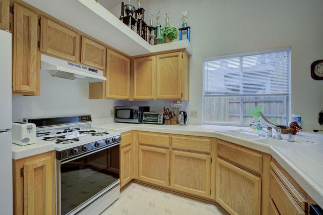 8507 Carlin Ave, Sacramento, CA 95823