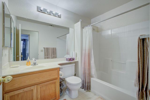 8507 Carlin Ave, Sacramento, CA 95823