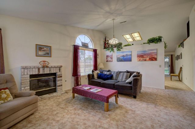 8507 Carlin Ave, Sacramento, CA 95823