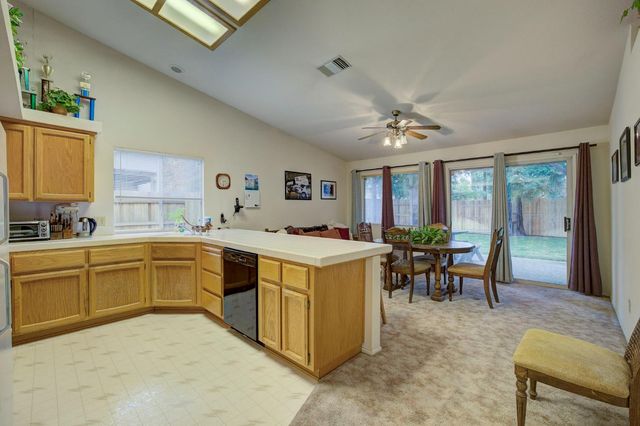 8507 Carlin Ave, Sacramento, CA 95823