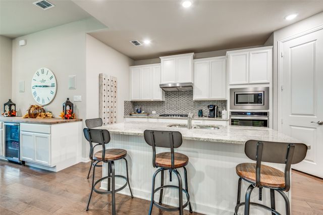 2030 Tawakoni Drive, Irving, TX 75062