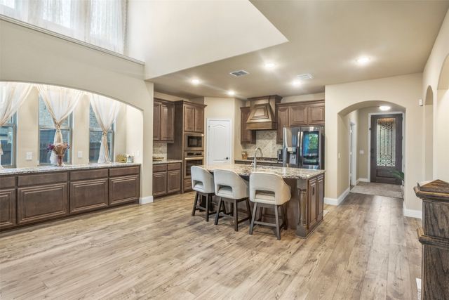 4832 Hazy Hollow Lane, Fort Worth, TX 76036