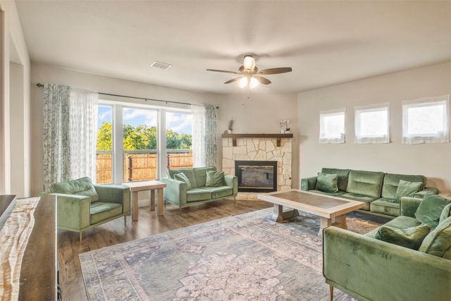 4832 Hazy Hollow Lane, Fort Worth, TX 76036