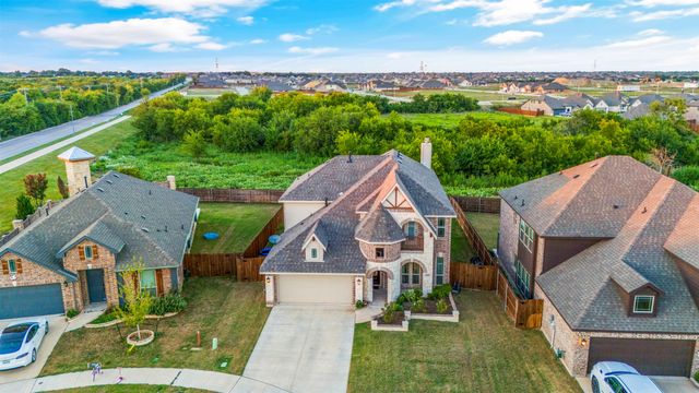 4832 Hazy Hollow Lane, Fort Worth, TX 76036