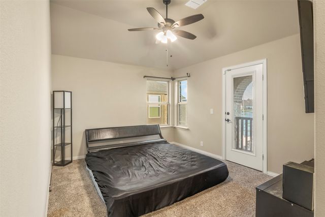 4832 Hazy Hollow Lane, Fort Worth, TX 76036